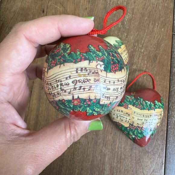 Vintage Christmas Heart Ornaments Old World Victorian Music Paper Mache - Picture 2 of 10